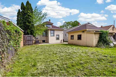 2335  Olive St, Racine, WI 53403 - Photo 21