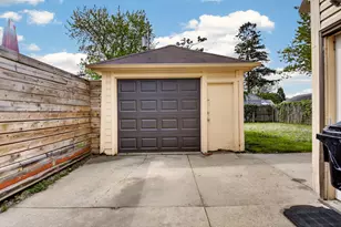 2335 Olive St, Racine, WI 53403 - Photo 19