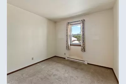 910 E Cedar Ave #403, Manitowoc, WI 54220 - Photo 13
