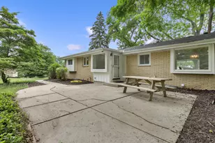 3285 Wetzel Ln, Brookfield, WI 53005 - Photo 39