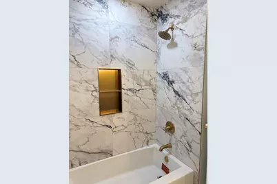 3285  Wetzel Ln, Brookfield, WI 53005 - Photo 9