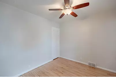 540  Hayes Ave, Racine, WI 53405 - Photo 11