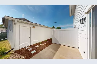3412  Wilson St, Two Rivers, WI 54241 - Photo 9