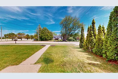 3412  Wilson St, Two Rivers, WI 54241 - Photo 3