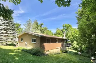 W2875 Kniep Rd, Elkhorn, WI 53121 - Photo 9