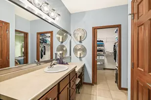 6305 Cedarhedge Dr, Racine, WI 53406 - Photo 31