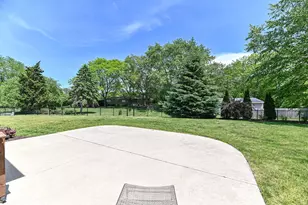 6305 Cedarhedge Dr, Racine, WI 53406 - Photo 37