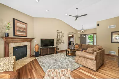 6305  Cedarhedge Dr, Racine, WI 53406 - Photo 21