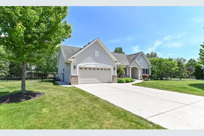 6305  Cedarhedge Dr, Racine, WI 53406 - Photo 7
