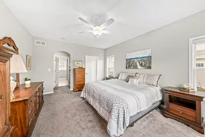 W200N4949  Tamarind Way, Menomonee Falls, WI 53051 - Photo 7