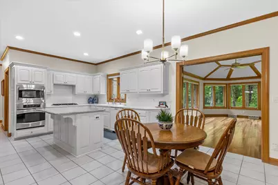 20750  Lincolnshire Ct, Brookfield, WI 53045 - Photo 59