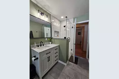 N102W15320  Venus Ct, Germantown, WI 53022 - Photo 11