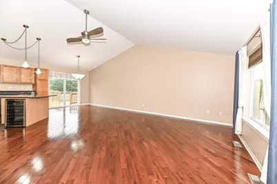 1063  Pheasant Dr, Genoa City, WI 53128 - Photo 17