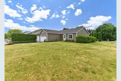 1063  Pheasant Dr, Genoa City, WI 53128 - Photo 5