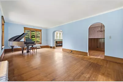 924 W Grand Ave, Port Washington, WI 53074 - Photo 7