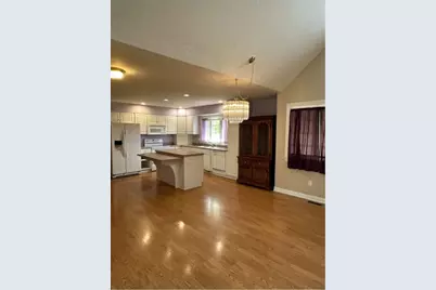 8651  Fieldstone Ct, Burlington, WI 53105 - Photo 11