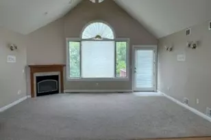 8651 Fieldstone Ct, Burlington, WI 53105 - Photo 9