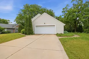 4100 S 119th St, Greenfield, WI 53228 - Photo 21
