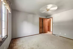 4100 S 119th St, Greenfield, WI 53228 - Photo 13