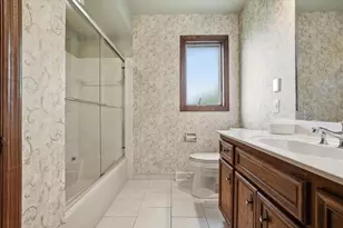 4100 S 119th St, Greenfield, WI 53228 - Photo 15
