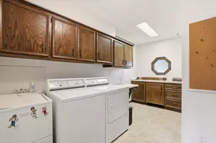 4100 S 119th St, Greenfield, WI 53228 - Photo 17