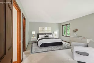 4100 S 119th St, Greenfield, WI 53228 - Photo 9