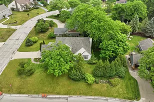 4100 S 119th St, Greenfield, WI 53228 - Photo 29