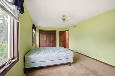 4100 S 119th St, Greenfield, WI 53228 - Photo 15