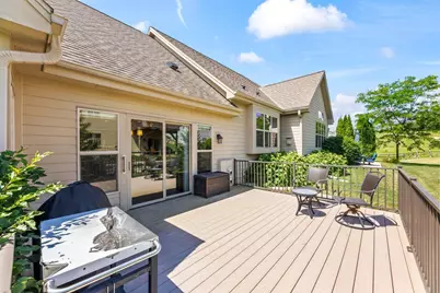 3506  Hawthorn Hill Dr, Waukesha, WI 53188 - Photo 29