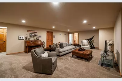 3412  Walnut Trl, Waukesha, WI 53188 - Photo 31