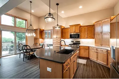 3412  Walnut Trl, Waukesha, WI 53188 - Photo 9