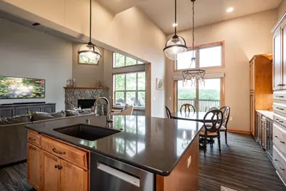3412  Walnut Trl, Waukesha, WI 53188 - Photo 7