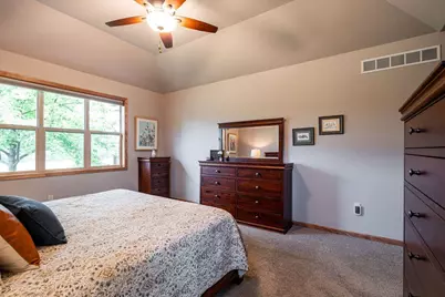 3412  Walnut Trl, Waukesha, WI 53188 - Photo 19