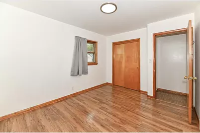 3220 W Howard Ave, Greenfield, WI 53221 - Photo 11