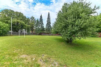 3220 W Howard Ave, Greenfield, WI 53221 - Photo 23