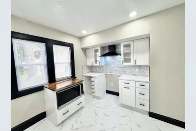 6124 N 39th St #6124A, Milwaukee, WI 53209 - Photo 3