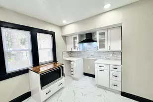6124 N 39th St, Milwaukee, WI 53209 - Photo 3