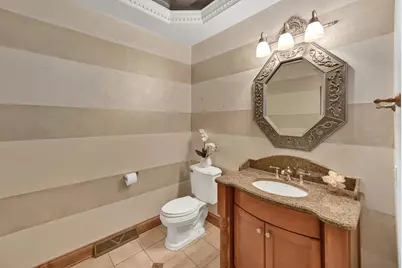3277 N Canterbury Ln, Summit, WI 53066 - Photo 25