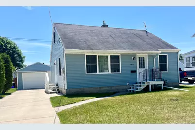 2415  16th St, Two Rivers, WI 54241 - Photo 1