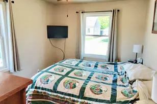 2415 16th St, Two Rivers, WI 54241 - Photo 9