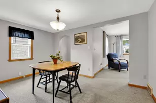 802 S 90th St, West Allis, WI 53214 - Photo 9