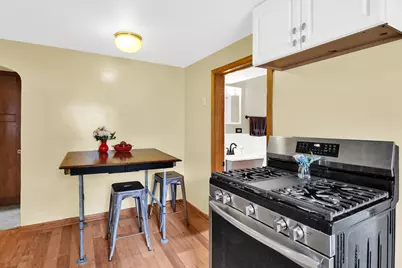 802 S 90th St, West Allis, WI 53214 - Photo 15