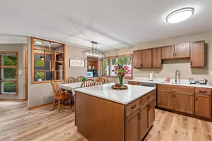 2945 Cottonwood Ct, Brookfield, WI 53005 - Photo 13