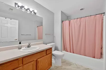 N16W26593  Tall Reeds Ln #H, Pewaukee, WI 53072 - Photo 17