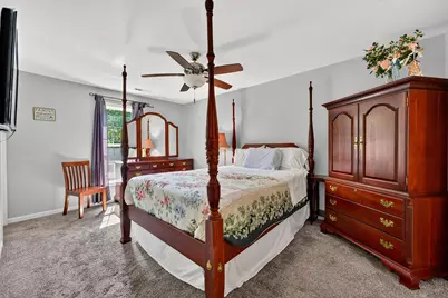 N16W26593  Tall Reeds Ln #H, Pewaukee, WI 53072 - Photo 15