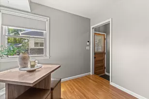 9500 W Elmore Ave, Milwaukee, WI 53222 - Photo 7