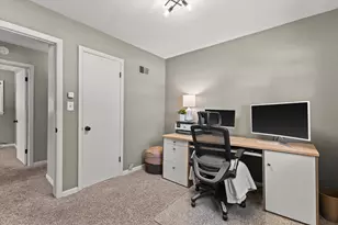 9500 W Elmore Ave, Milwaukee, WI 53222 - Photo 17