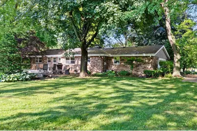 W225N247  Lexington Dr, Pewaukee, WI 53186 - Photo 37