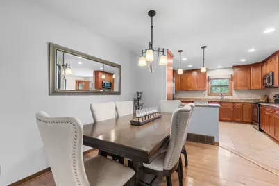 W225N247  Lexington Dr, Pewaukee, WI 53186 - Photo 13