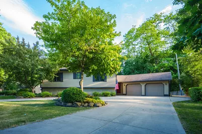 1081 N Eastwood Dr, Salem Lakes, WI 53170 - Photo 3